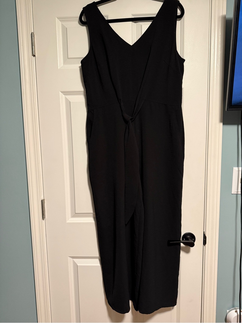 Sleeveless V-Neck Black Tie-Front Jumpsuit